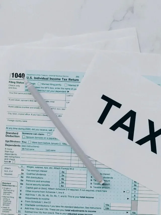 What Happens If I File My Taxes Late in Florida?