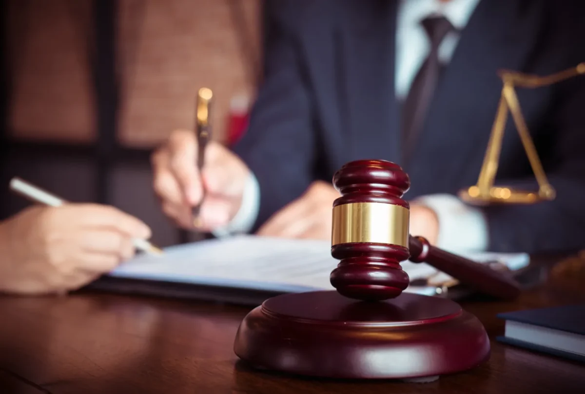 When Should You Hire a Tax Attorney Instead of a CPA? Tax Attorney vs CPA